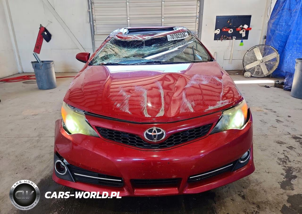 2014 Toyota Camry Se Sport VIN:4T1BF1FK3EU840405 - 5