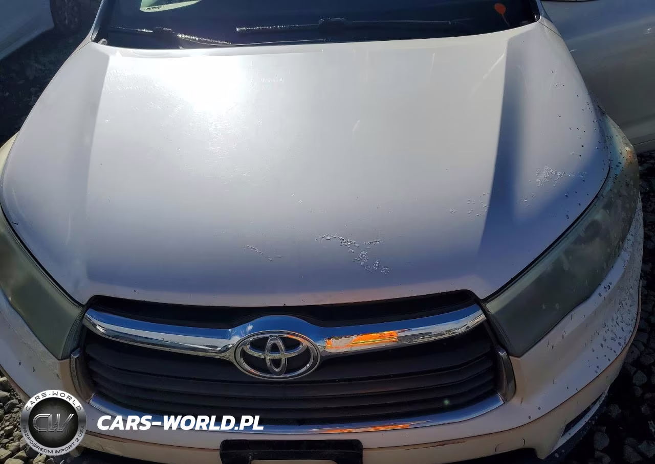 2015 Toyota Highlander Le VIN:5TDBKRFH8FS109445 - 12