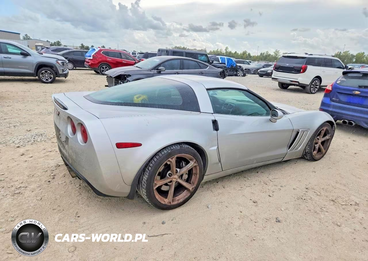 2011 Chevrolet Corvette Grand Sport VIN:1G1YP2DW9B5105711 - 3