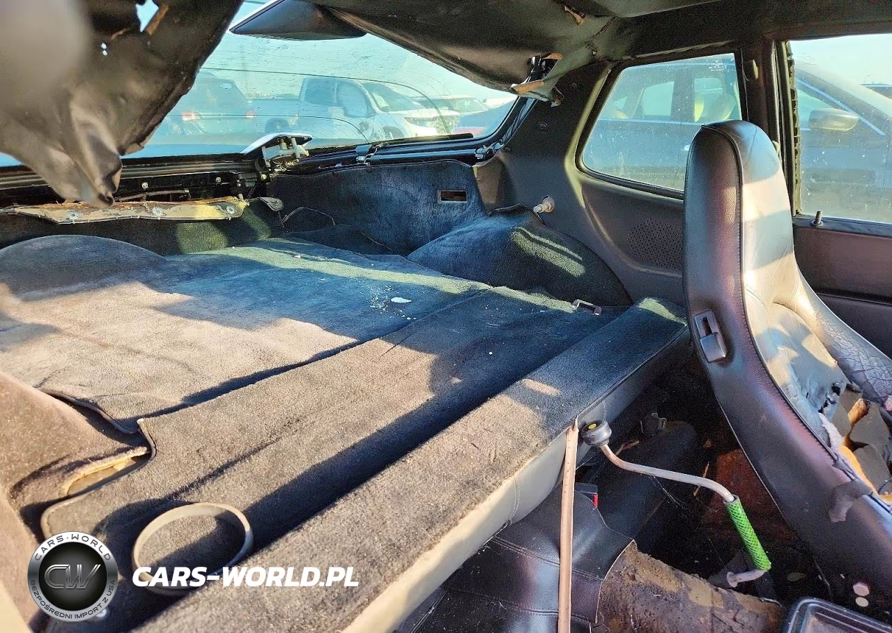 1986 Porsche 944 VIN:WP0AA0943GN455400 - 10