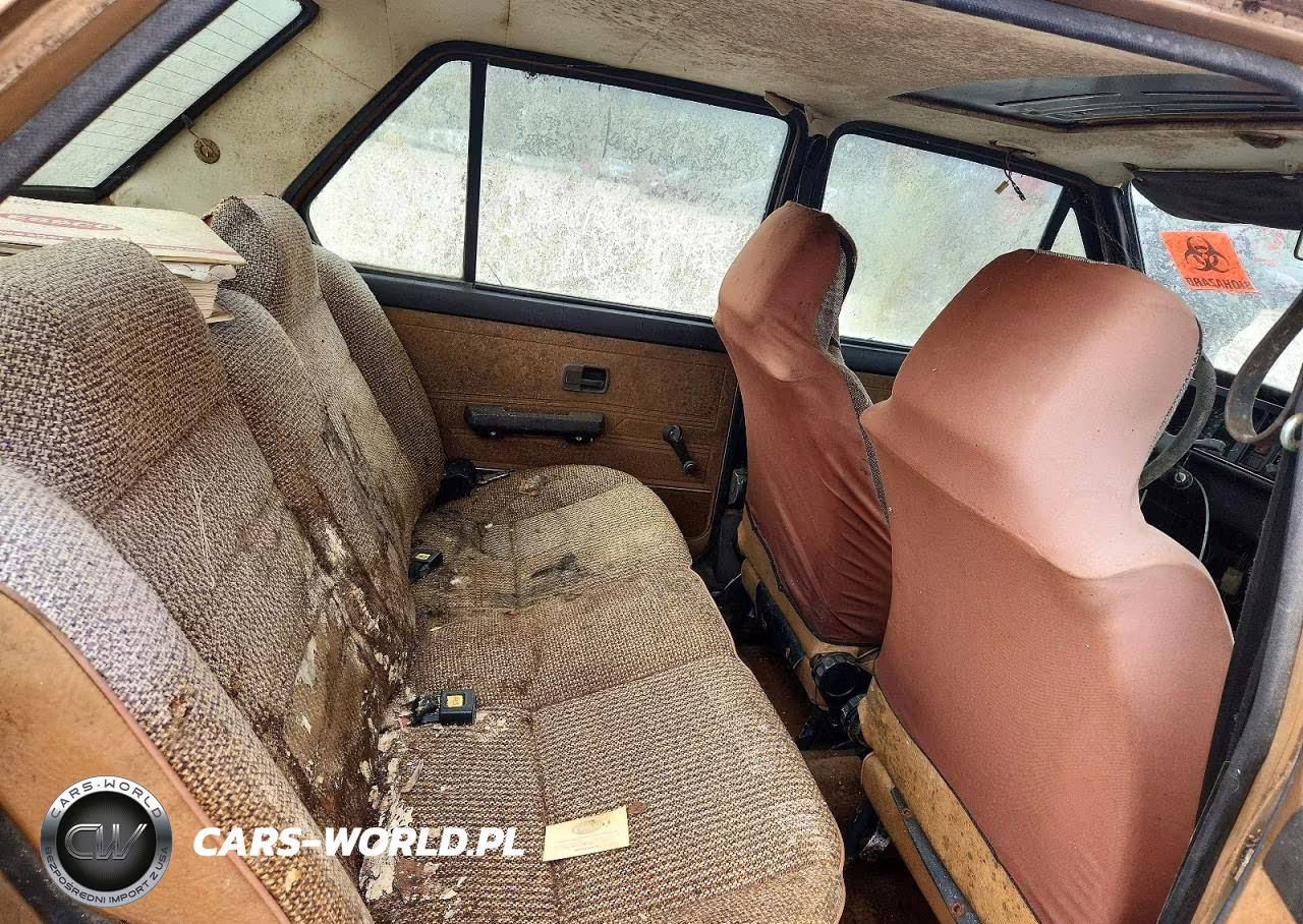 1982 Volkswagen Jetta Deluxe VIN:WVWGG0165CW551751 - 10