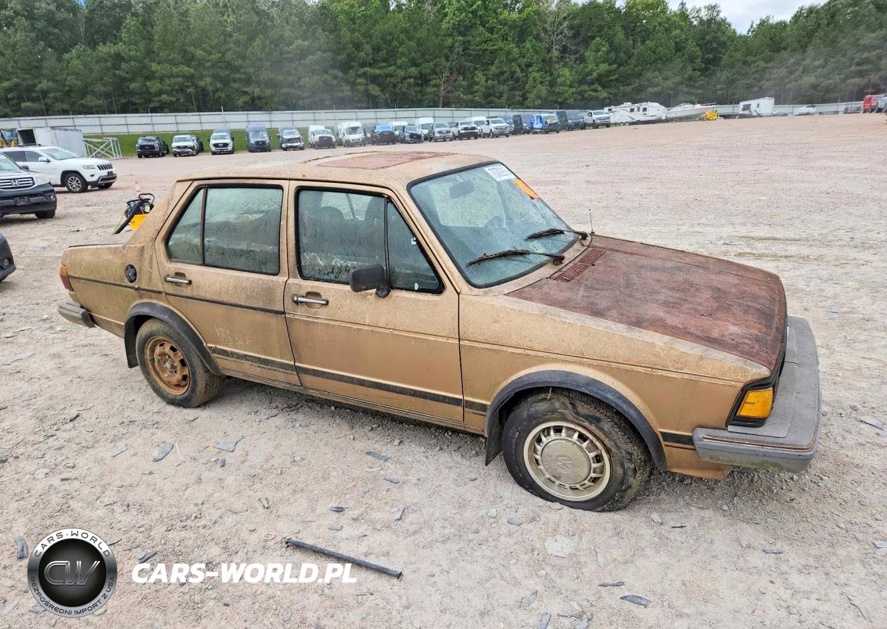 1982 Volkswagen Jetta Deluxe VIN:WVWGG0165CW551751 - 4