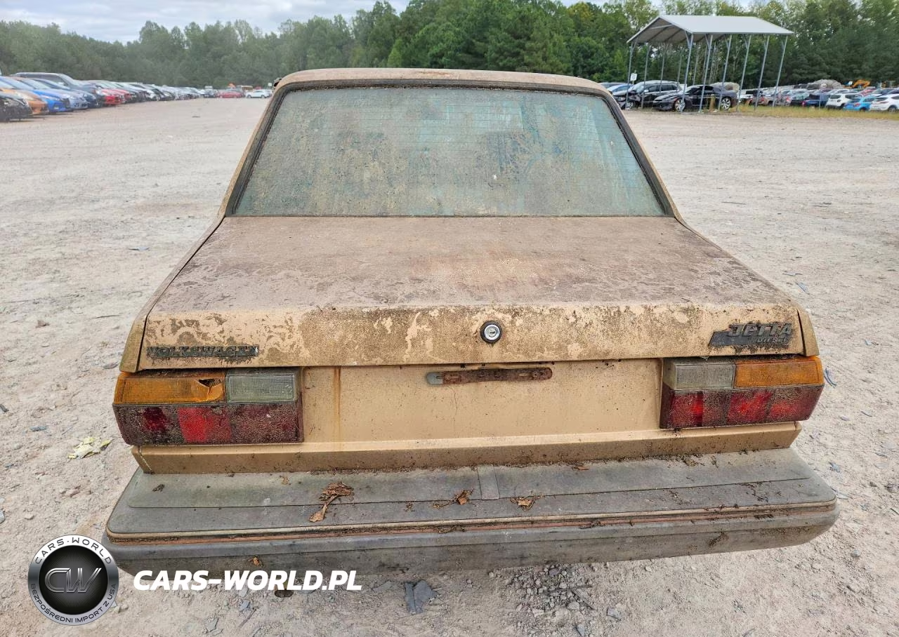 1982 Volkswagen Jetta Deluxe VIN:WVWGG0165CW551751 - 6
