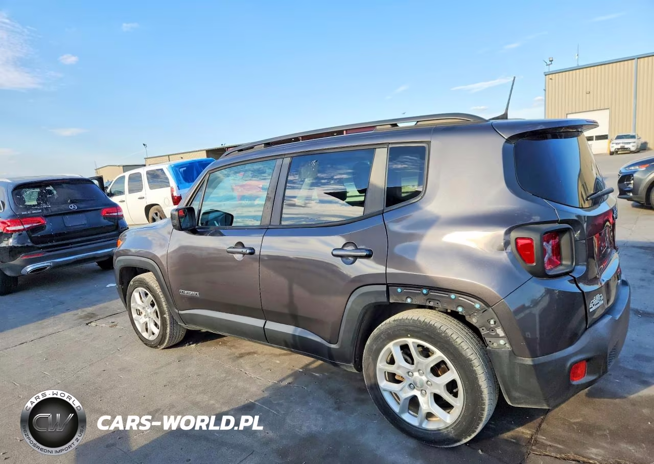 2018 Jeep Renegade Latitude VIN:ZACCJABB5JPJ40116 - 2