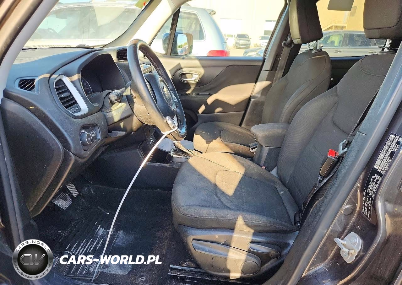 2018 Jeep Renegade Latitude VIN:ZACCJABB5JPJ40116 - 7