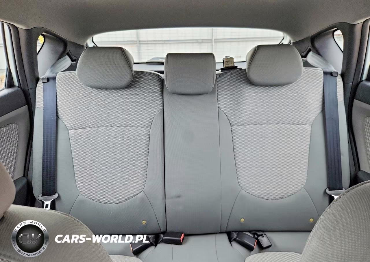 2013 Hyundai Accent Gs VIN:KMHCT5AEXDU121169 - 10