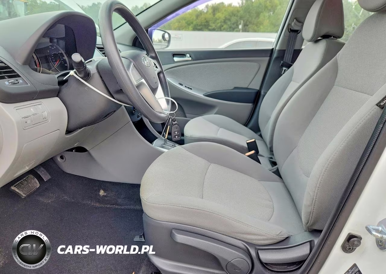 2013 Hyundai Accent Gs VIN:KMHCT5AEXDU121169 - 7