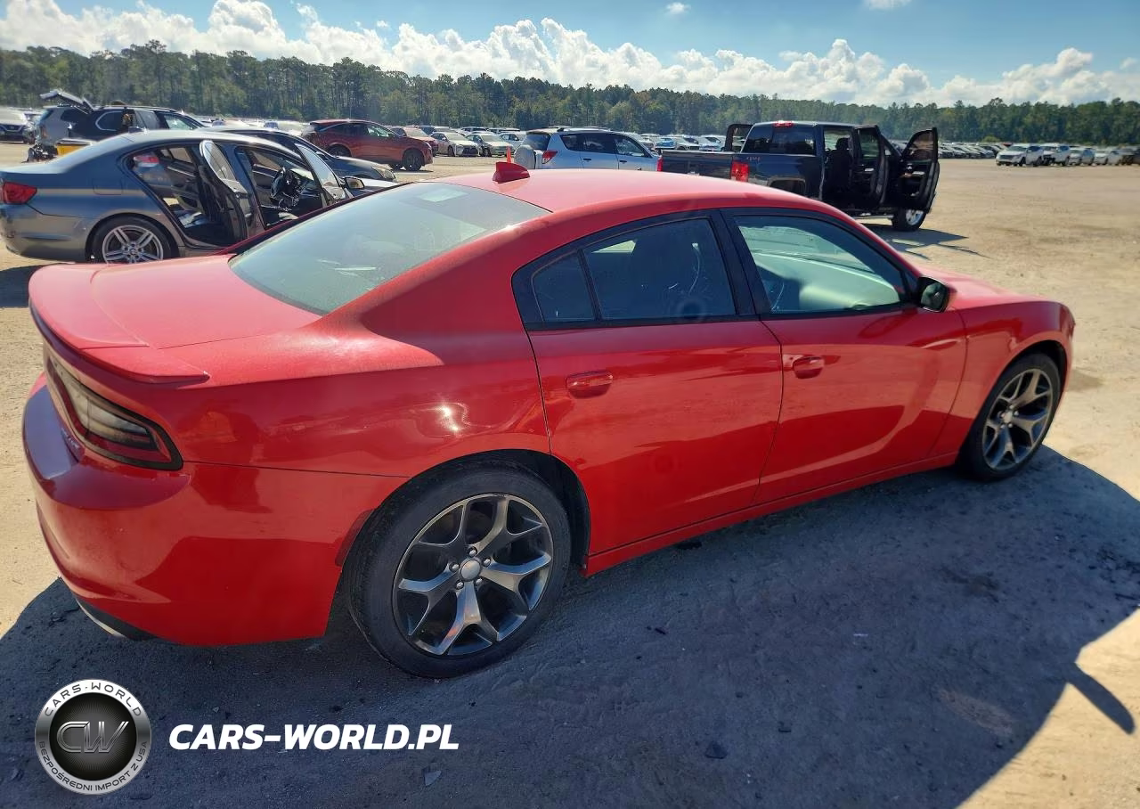 2015 Dodge Charger Sxt VIN:2C3CDXHGXFH858077 - 3