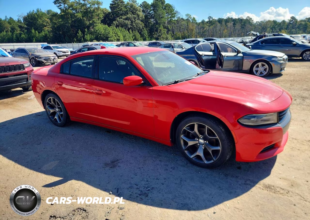 2015 Dodge Charger Sxt VIN:2C3CDXHGXFH858077 - 4