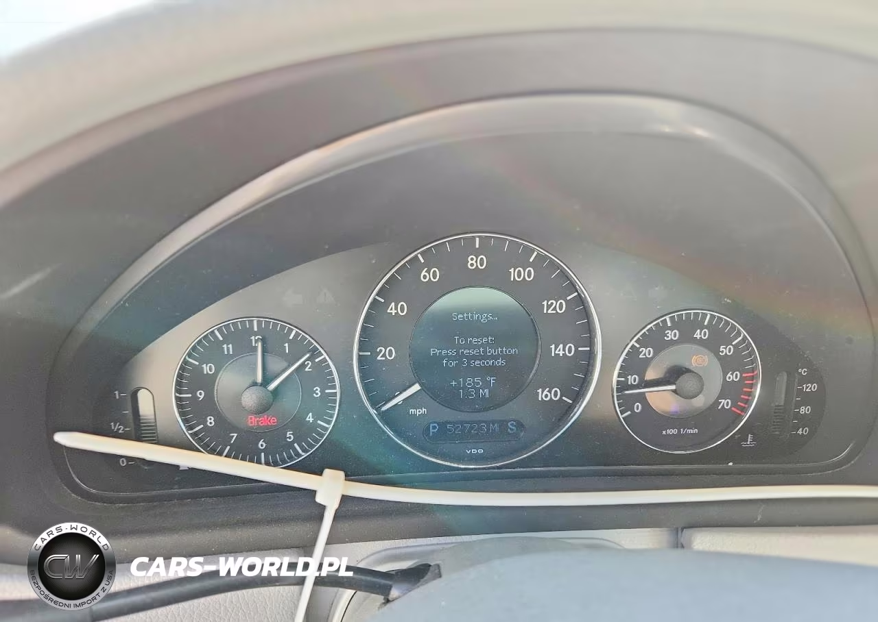 2005 Mercedes-Benz Clk 320 VIN:WDBTK65G75T050348 - 9