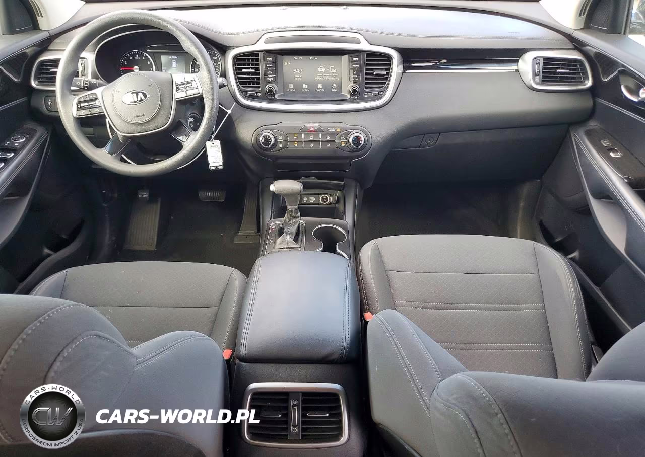 2019 Kia Sorento L VIN:5XYPG4A37KG584811 - 8