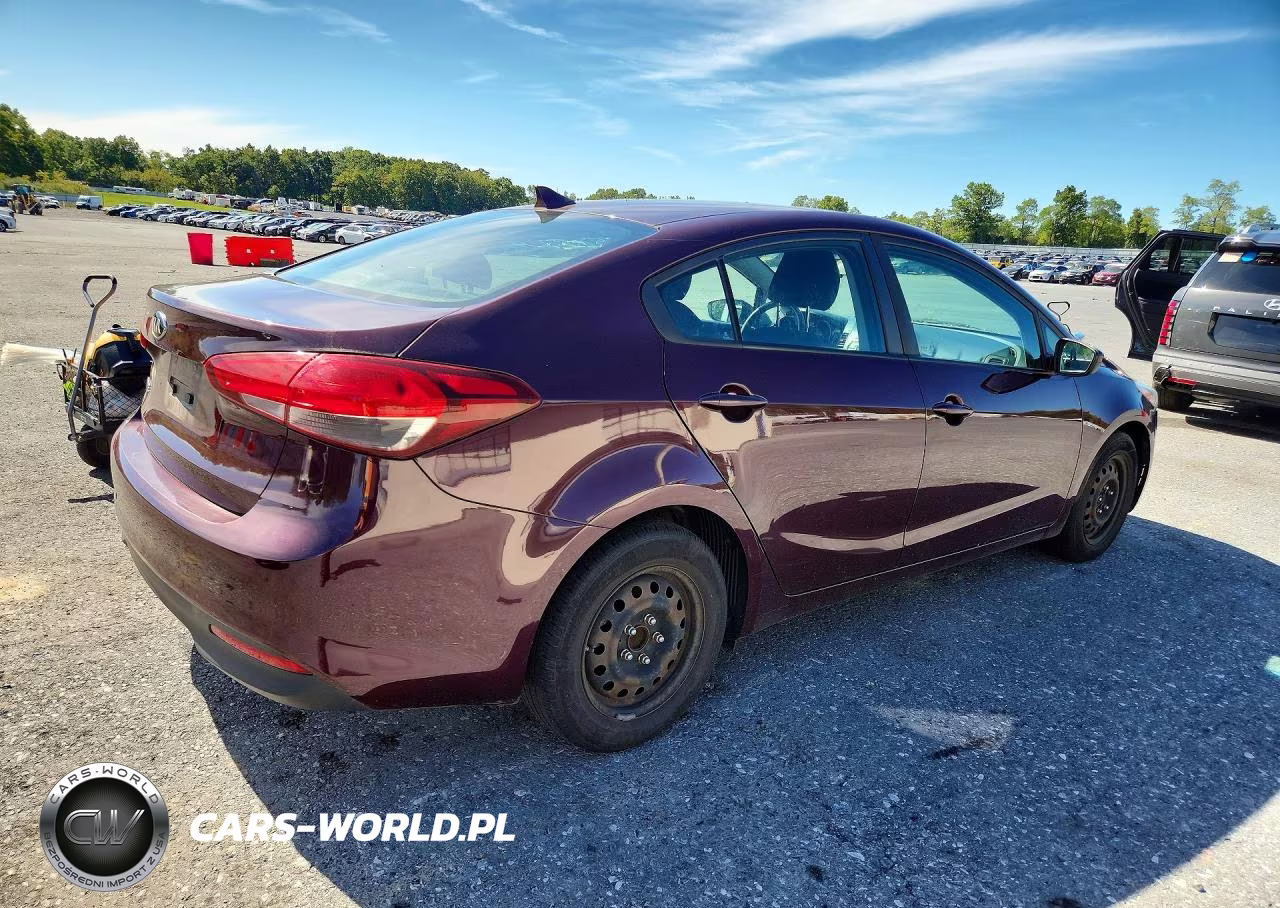 2018 Kia Forte Lx VIN:3KPFK4A70JE236440 - 3
