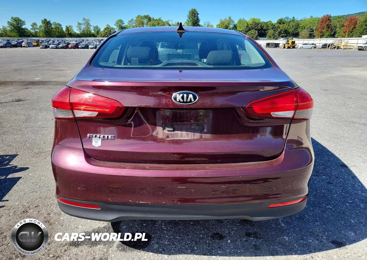 2018 Kia Forte Lx VIN:3KPFK4A70JE236440 - 6