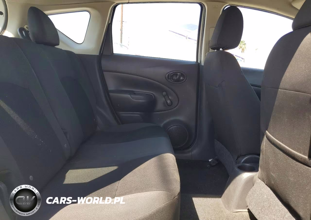 2015 Nissan Versa Note S Plus VIN:3N1CE2CPXFL418485 - 10