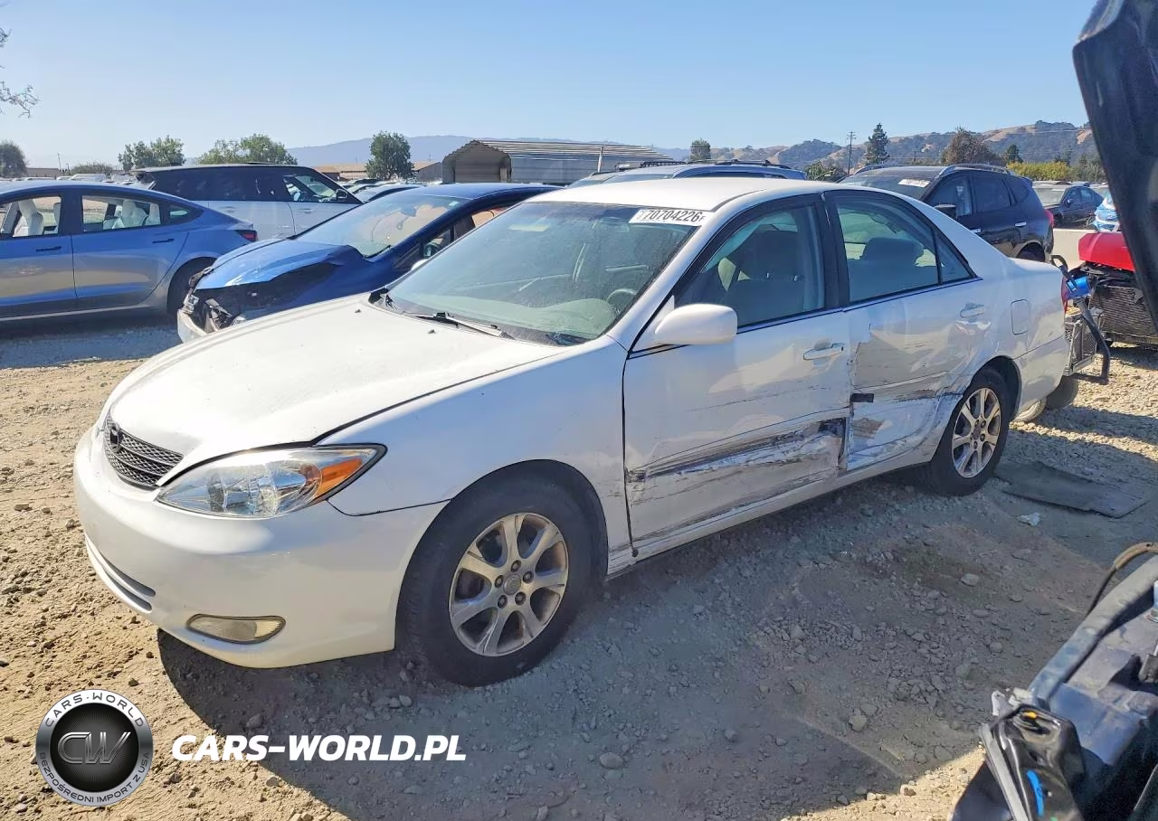 2004 Toyota Camry Le