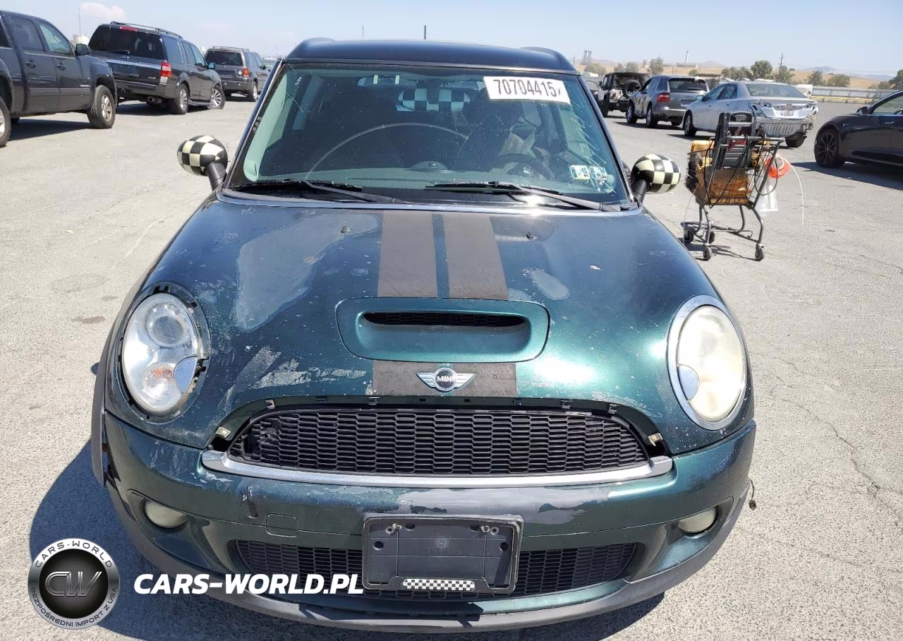 2009 Mini Cooper S Clubman VIN:WMWMM33529TP72409 - 5