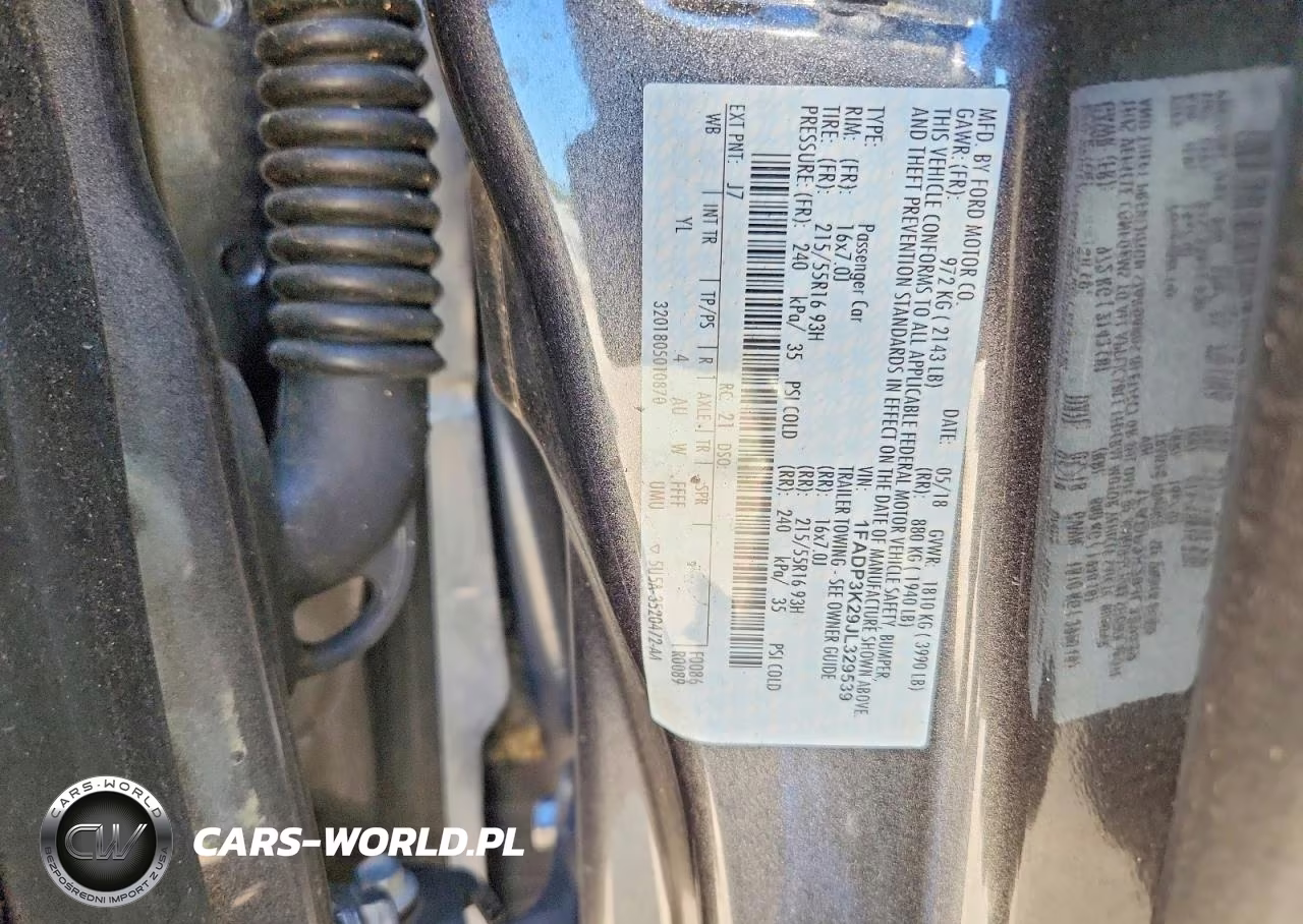 2018 Ford Focus Se VIN:1FADP3K29JL329539 - 12