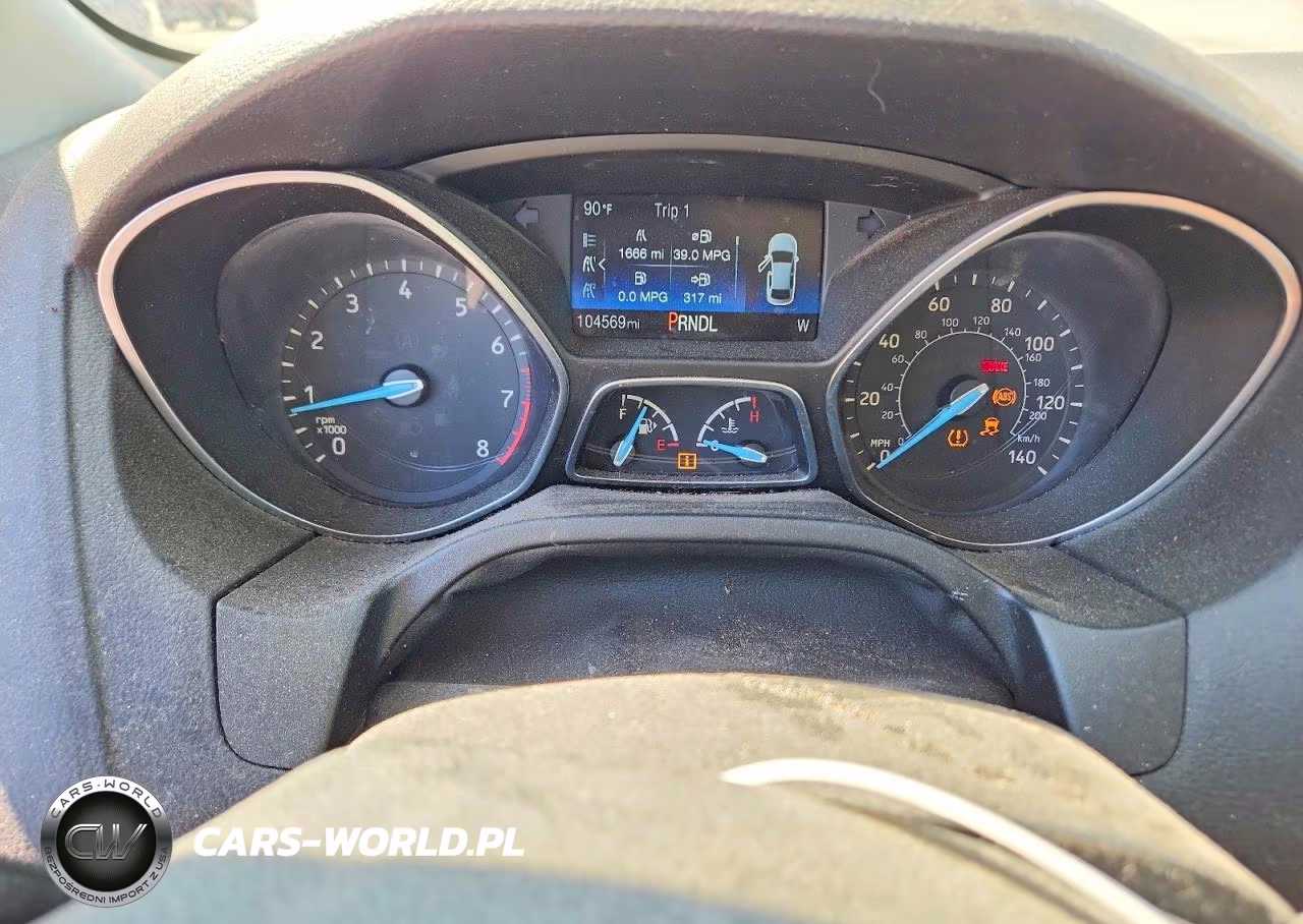 2018 Ford Focus Se VIN:1FADP3K29JL329539 - 9