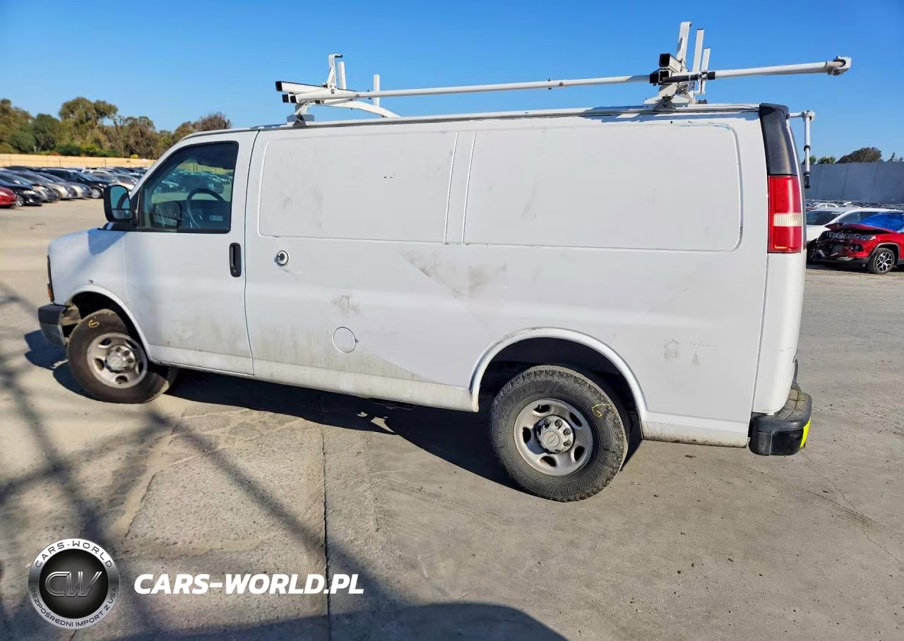 2015 Chevrolet Express G2500 VIN:1GCWGFCF3F1244933 - 2