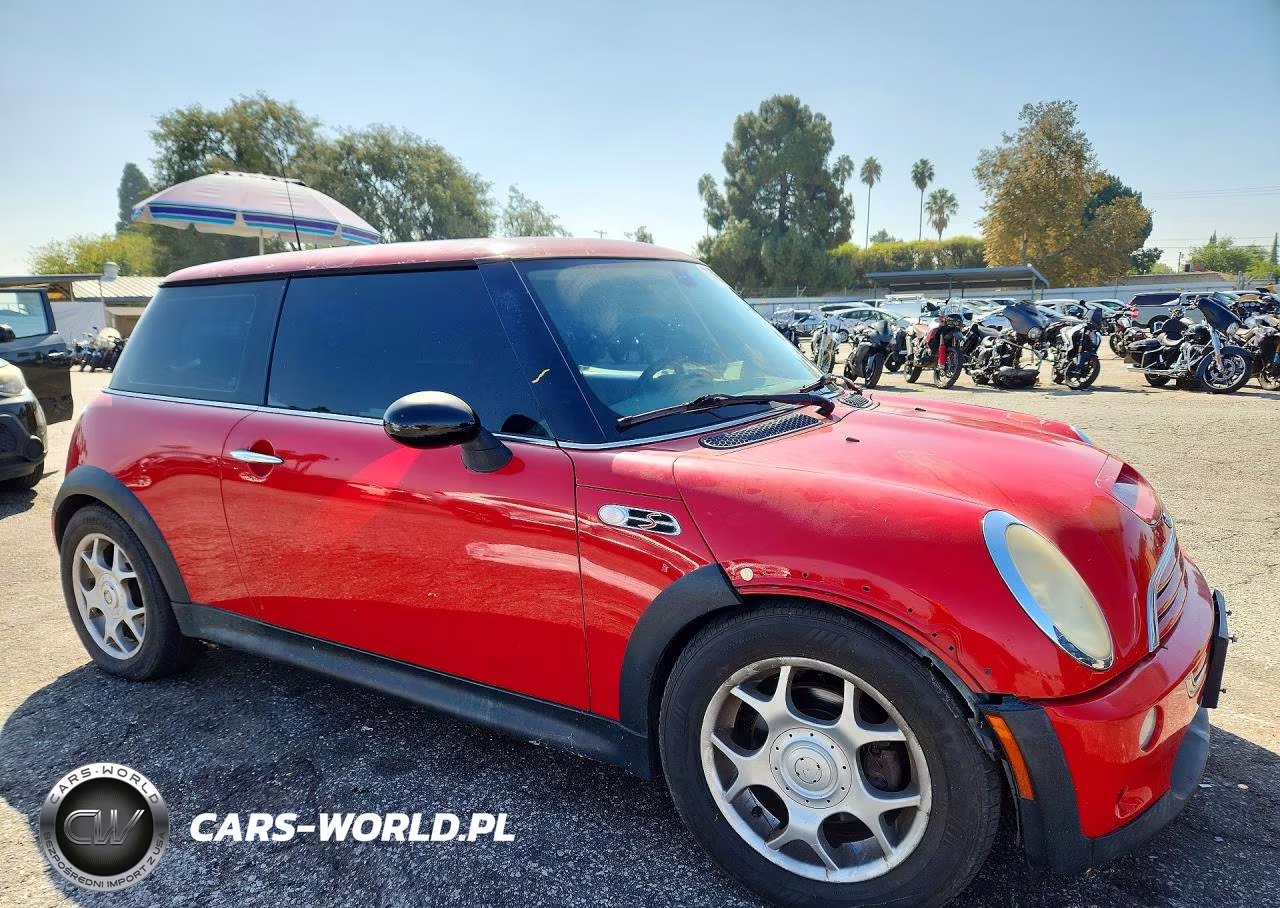 2004 Mini Cooper S VIN:WMWRE33474TD87031 - 4
