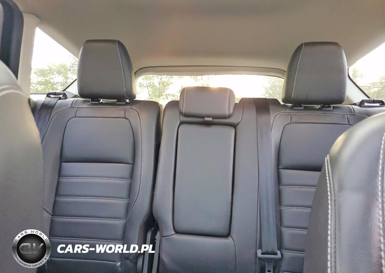 2019 Ford Escape Sel VIN:1FMCU9HD2KUA48927 - 10