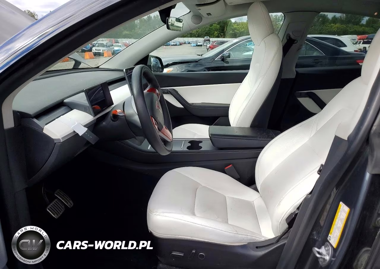 2022 Tesla Model Y VIN:7SAYGAEE2NF419231 - 7