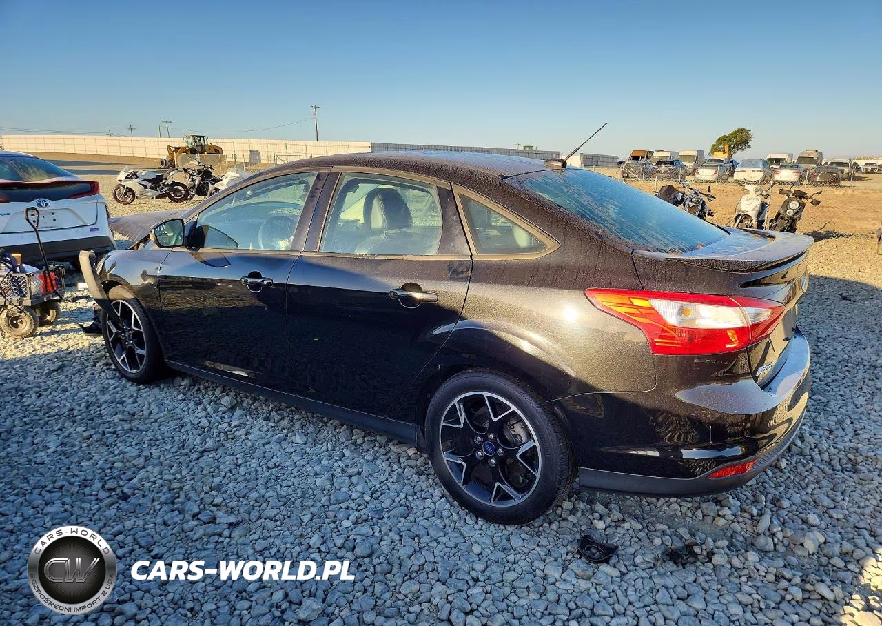 2014 Ford Focus Se VIN:1FADP3F24EL211110 - 2