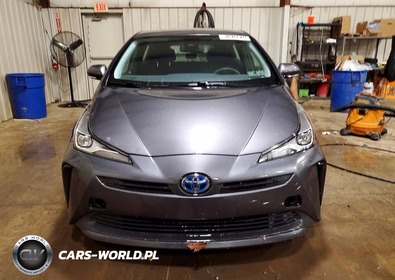 2020 Toyota Prius Le VIN:JTDKARFU3L3115246 - 5