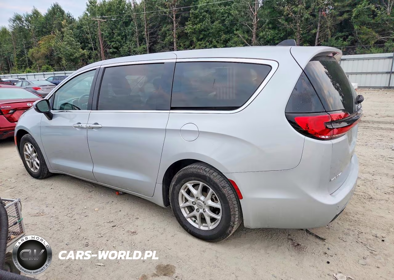 2023 Chrysler Pacifica Touring L VIN:2C4RC1BG5PR517101 - 2