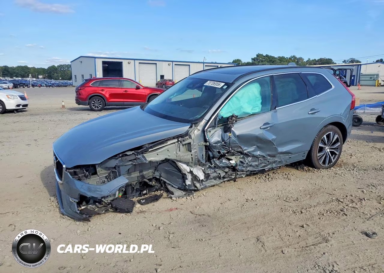 2022 Volvo Xc60 B5 Momentum VIN:YV4L12DK9N1921469 - 1