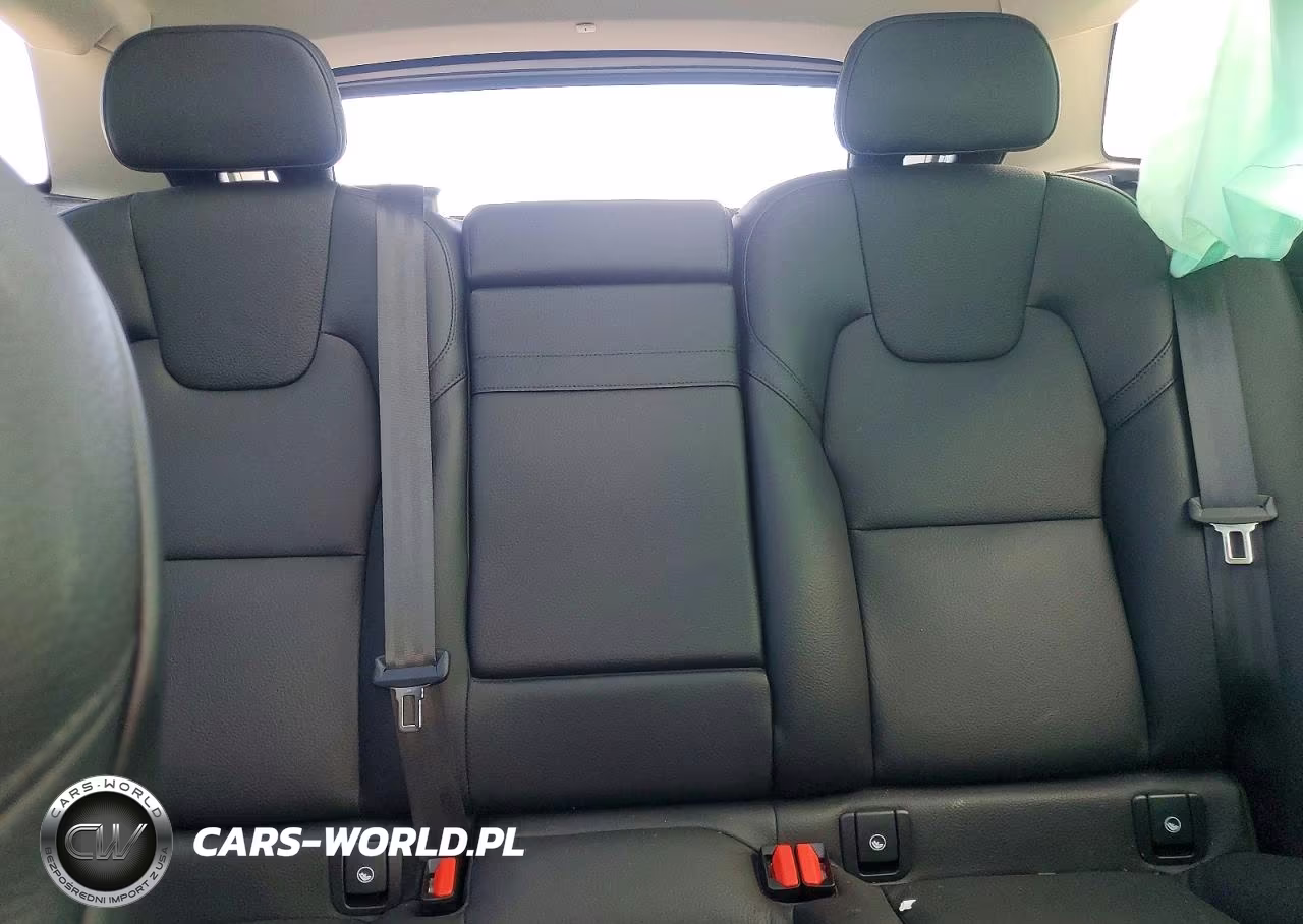 2022 Volvo Xc60 B5 Momentum VIN:YV4L12DK9N1921469 - 10