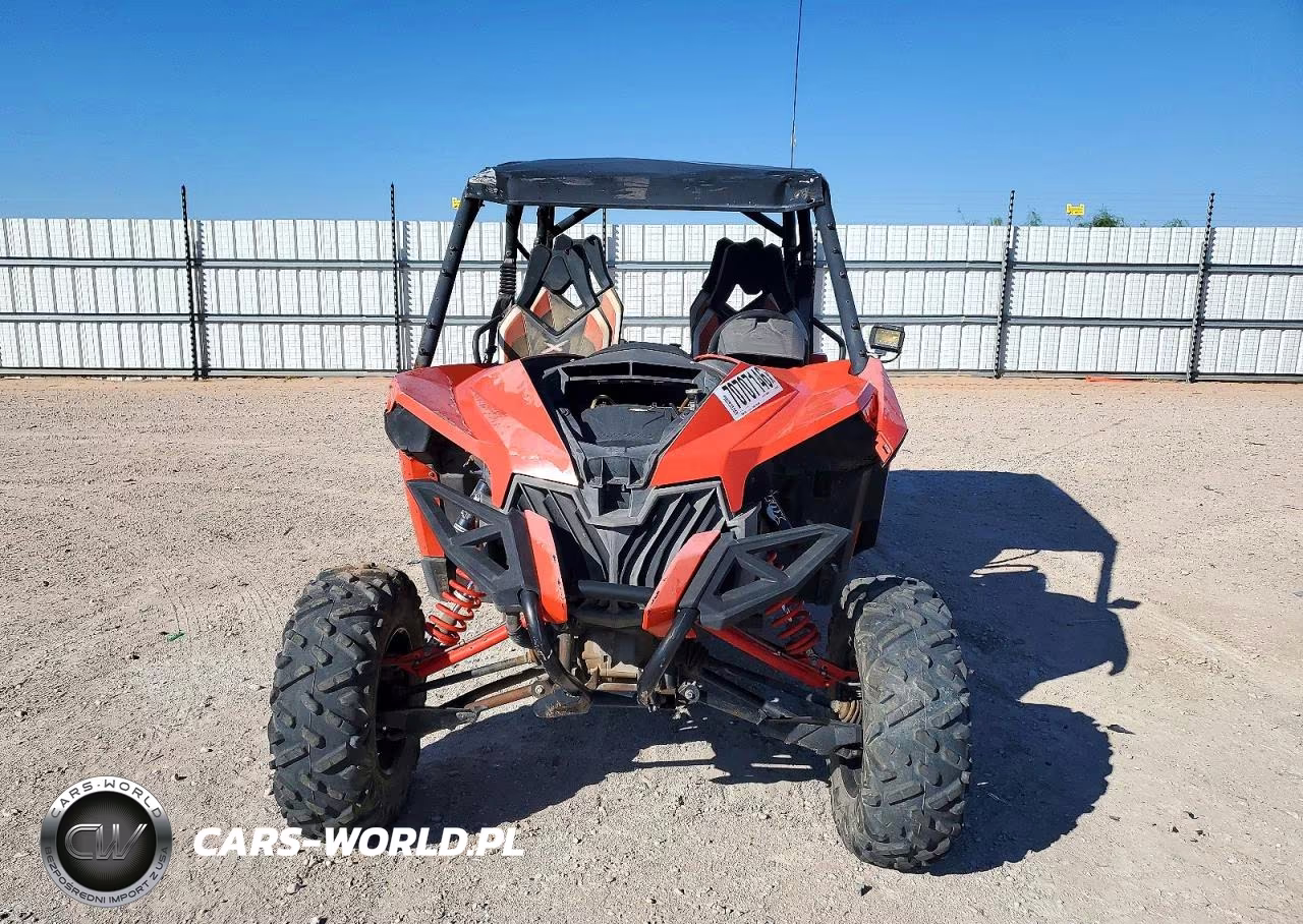 2015 Can-Am Maverick Utility Vehicle VIN:3JBPNAP27FJ000519 - 2