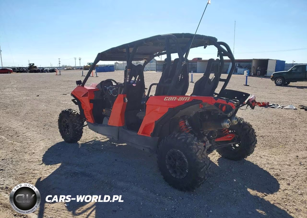 2015 Can-Am Maverick Utility Vehicle VIN:3JBPNAP27FJ000519 - 4