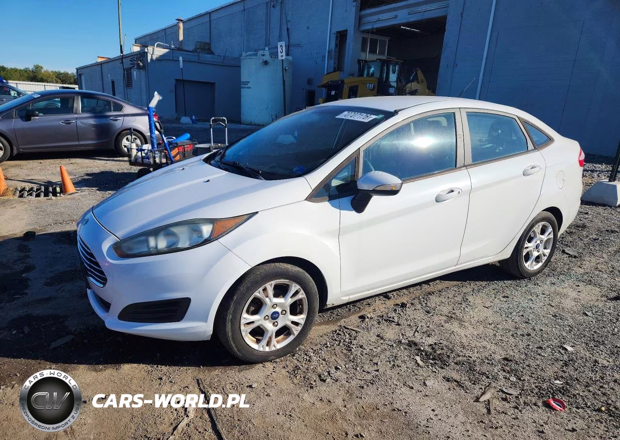 2015 Ford Fiesta Se VIN:3FADP4BJ8FM171455 - 1