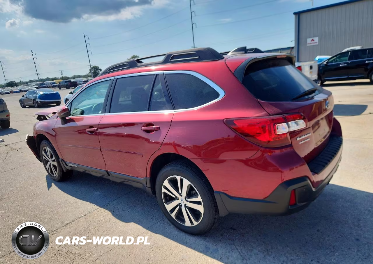 2018 Subaru Outback 3.6R Limited VIN:4S4BSENC6J3360727 - 2