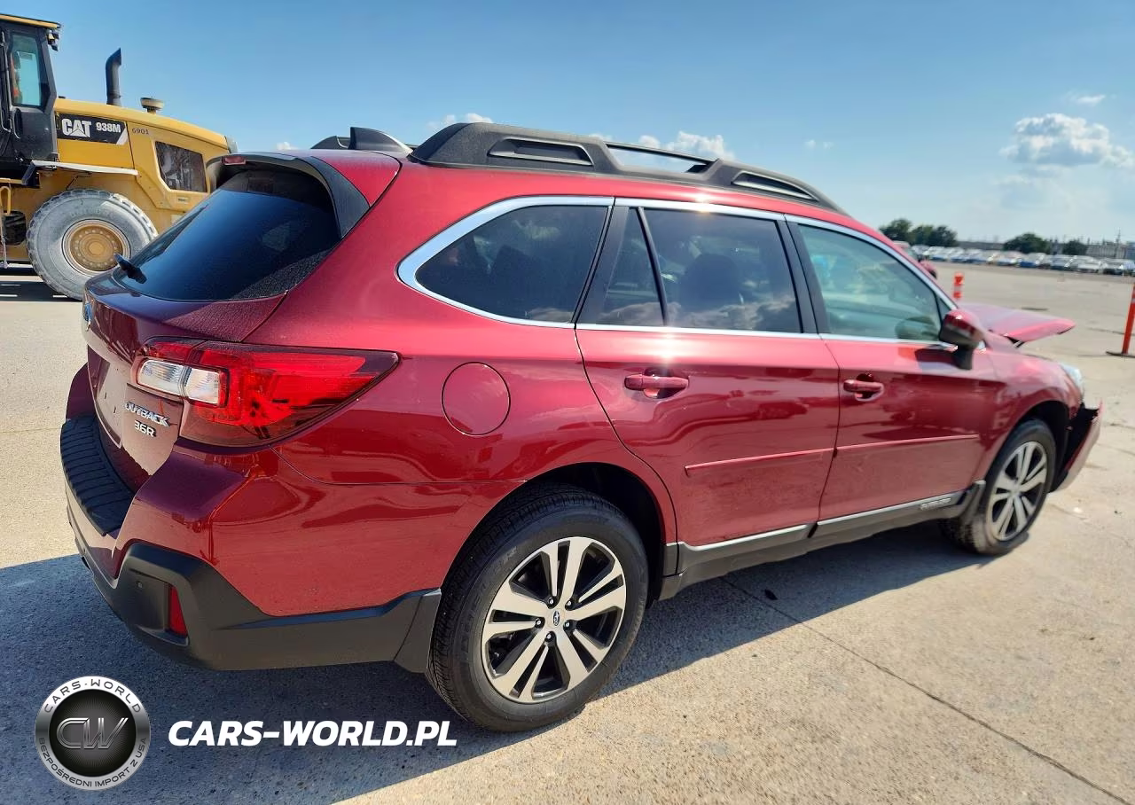 2018 Subaru Outback 3.6R Limited VIN:4S4BSENC6J3360727 - 3