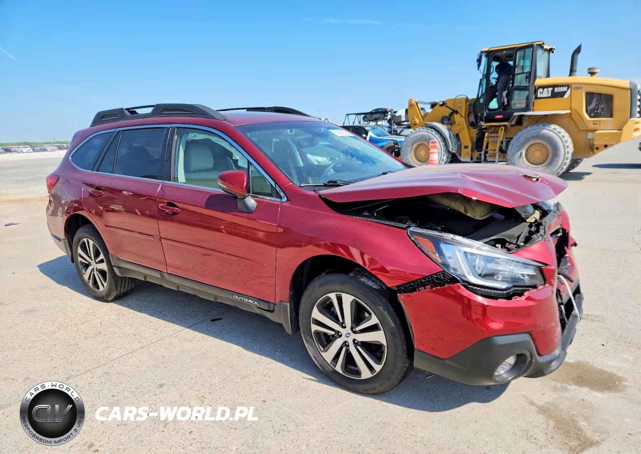 2018 Subaru Outback 3.6R Limited VIN:4S4BSENC6J3360727 - 4