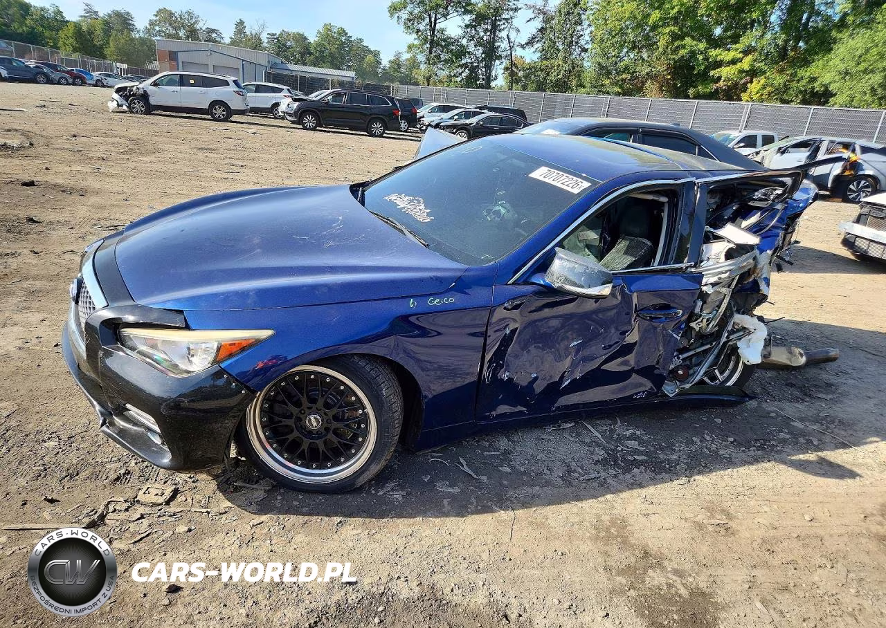 2015 Infiniti Q50 Premium