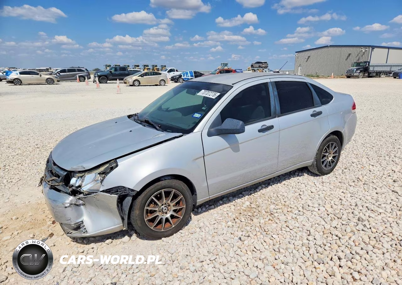 2008 Ford Focus VIN:1FAHP34N18W192436 - 1
