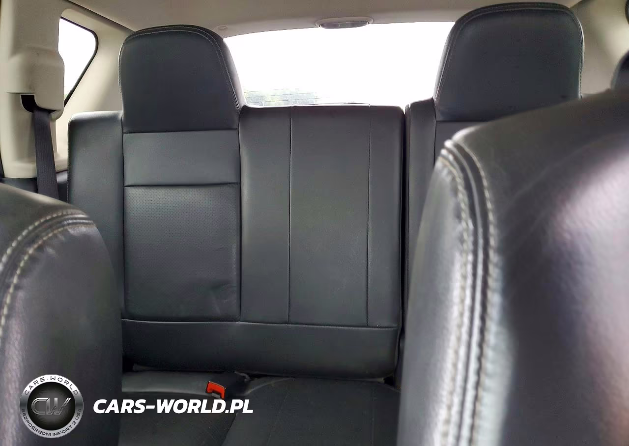 2016 Jeep Compass Latitude VIN:1C4NJDEB7GD664190 - 10