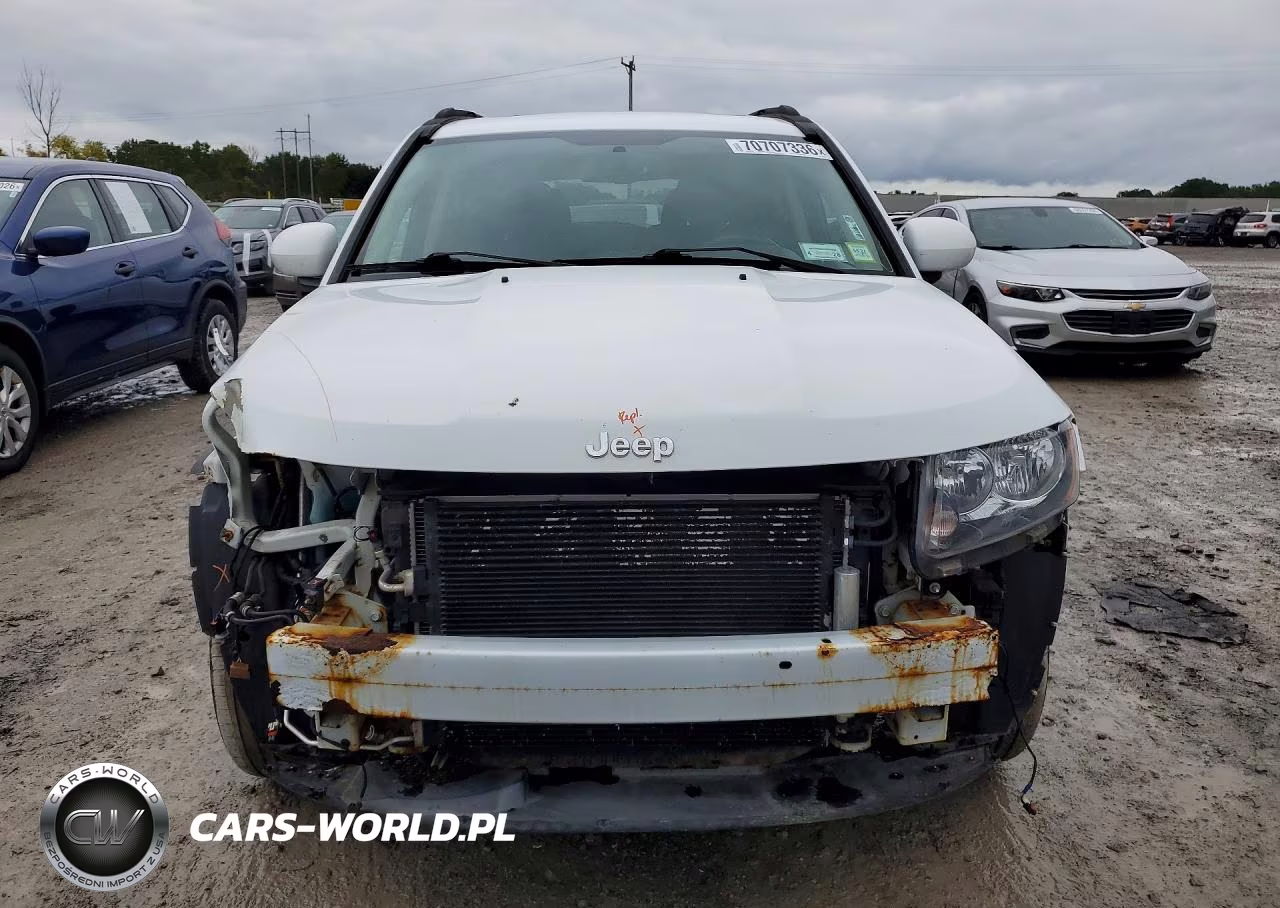 2016 Jeep Compass Latitude VIN:1C4NJDEB7GD664190 - 5
