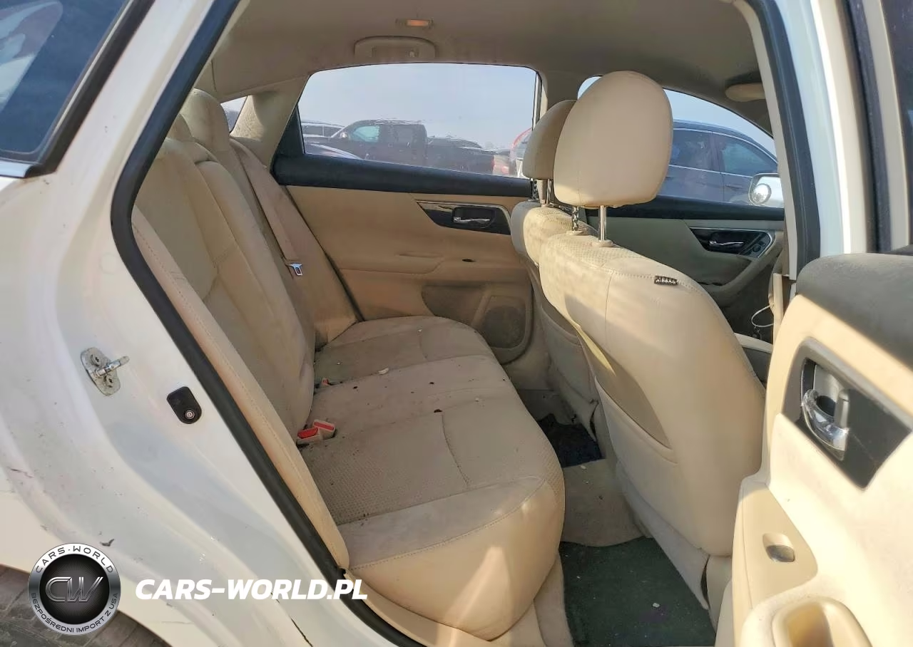 2014 Nissan Altima 2.5 S VIN:1N4AL3AP7EN235004 - 10