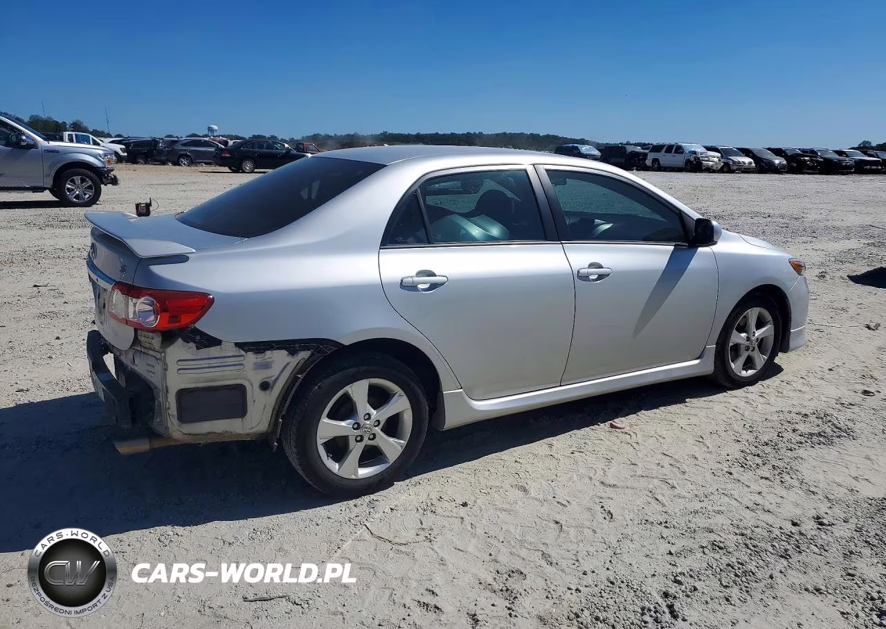 2013 Toyota Corolla S VIN:5YFBU4EE4DP148592 - 3