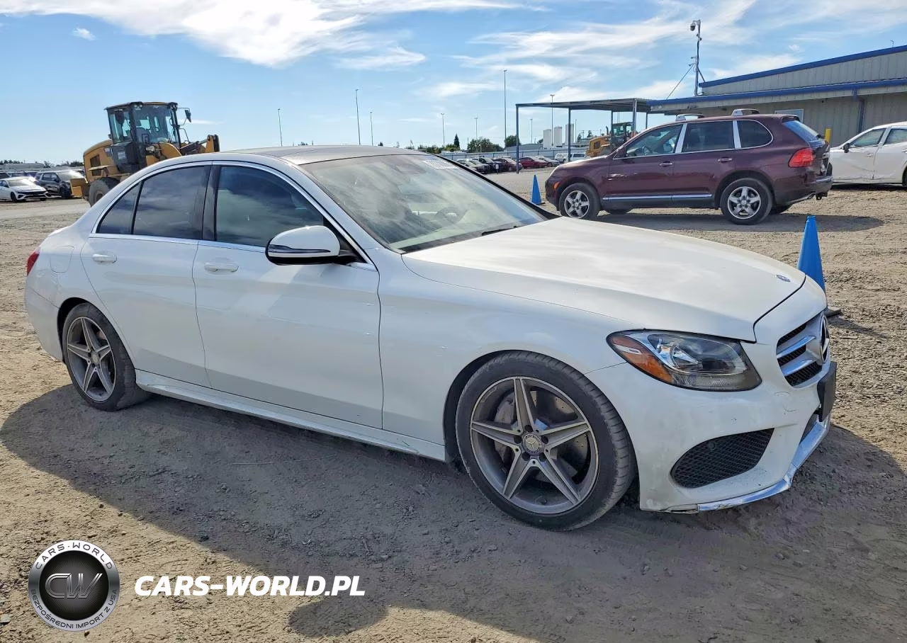 2017 Mercedes-Benz C 300 VIN:55SWF4JB0HU192628 - 4