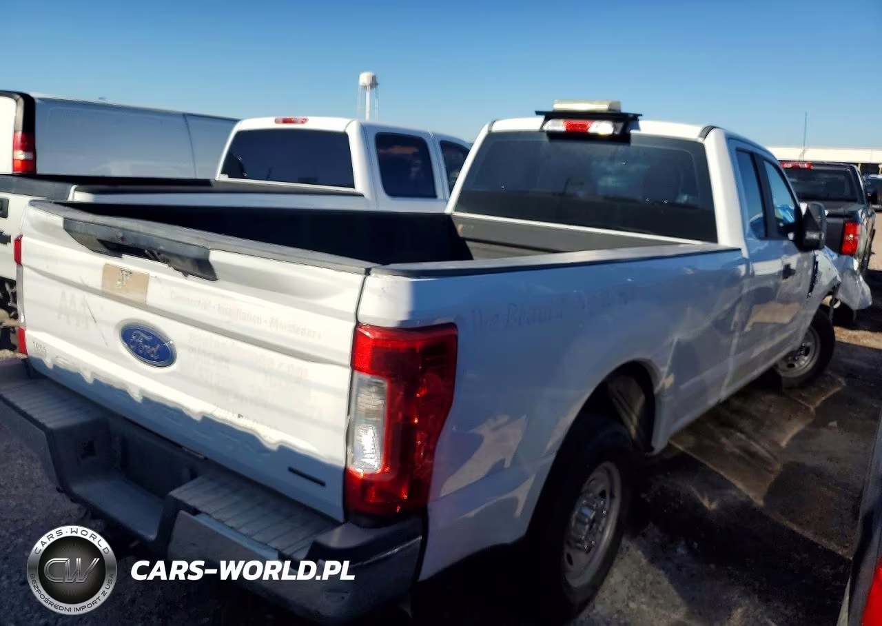 2017 Ford F250 Super Duty VIN:1FT7X2A65HEE35202 - 4