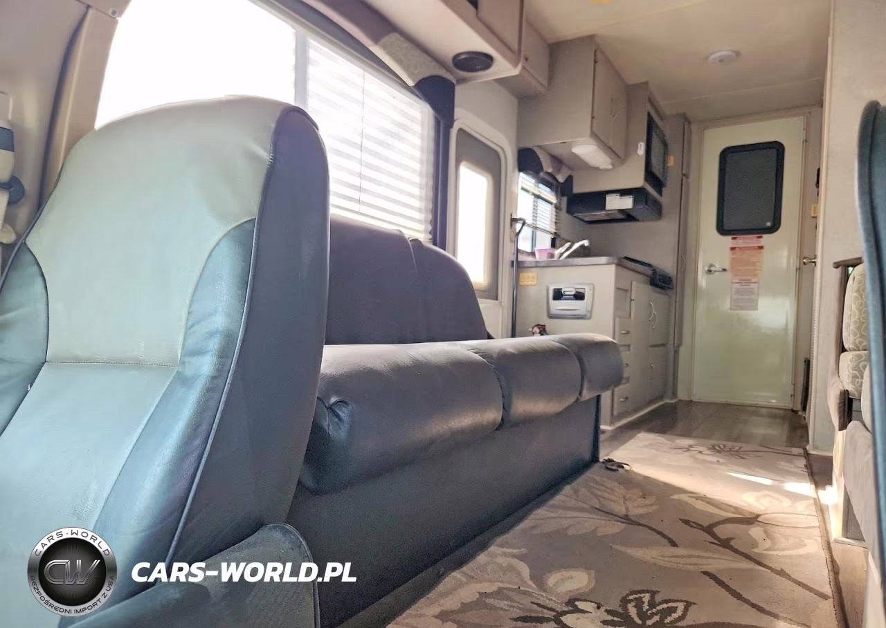 2007 2004 Four Winds Maje Recreational Vehicle (Rv) VIN:1GBKG31U461246726 - 6