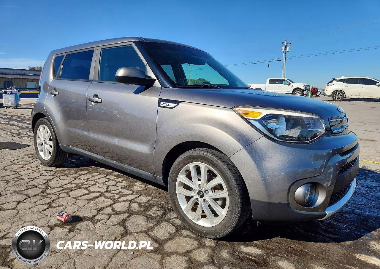 2018 Kia Soul + VIN:KNDJP3A50J7507954 - 4