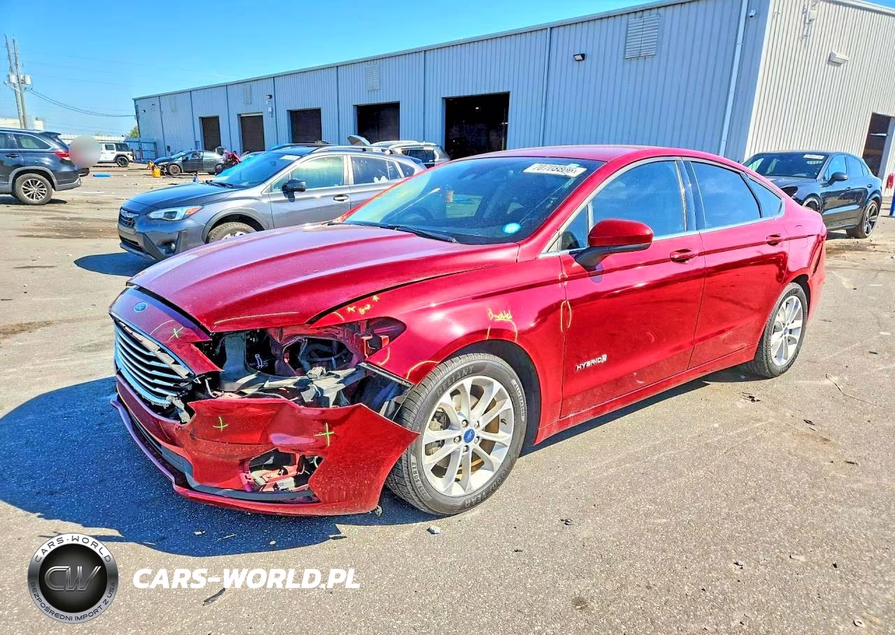 2019 Ford Fusion Se – zdjęcie 1 z 13