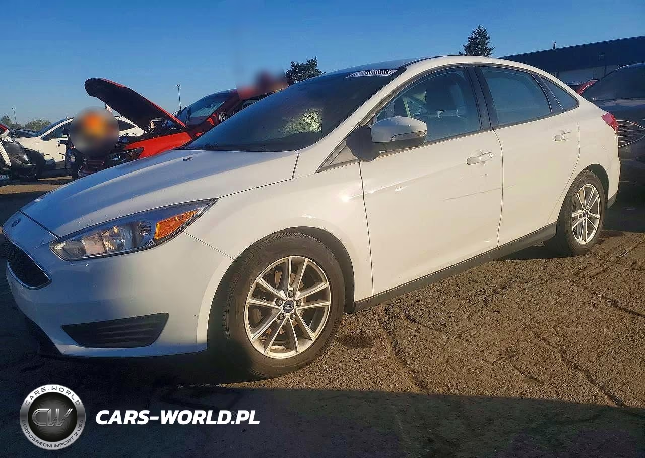 2016 Ford Focus Se VIN:1FADP3F24GL382958 - 1