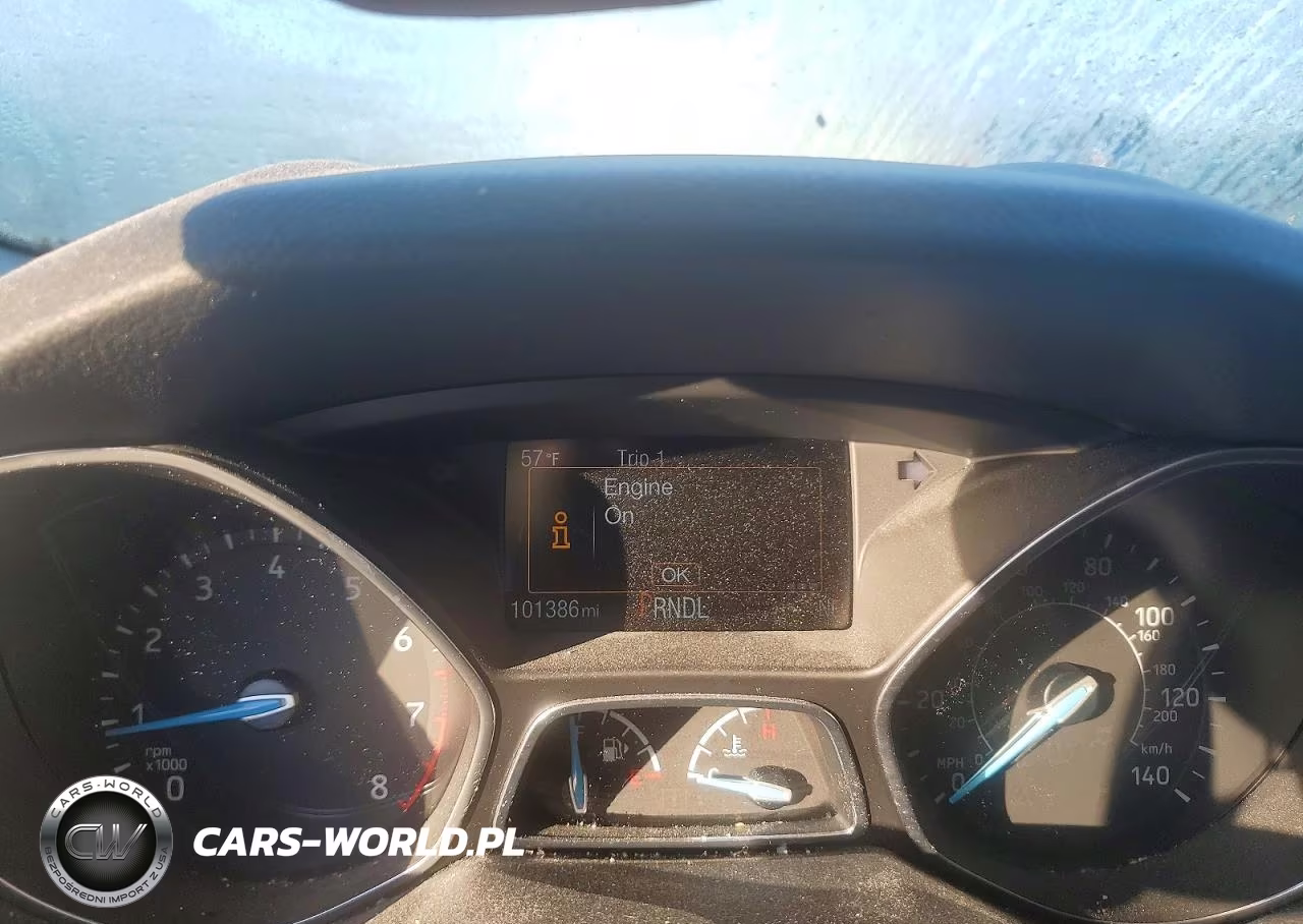 2016 Ford Focus Se VIN:1FADP3F24GL382958 - 9
